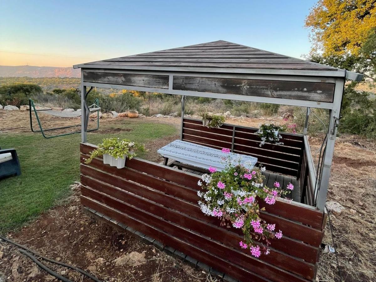 Tal Nof Cabins Villa Manot Exteriör bild