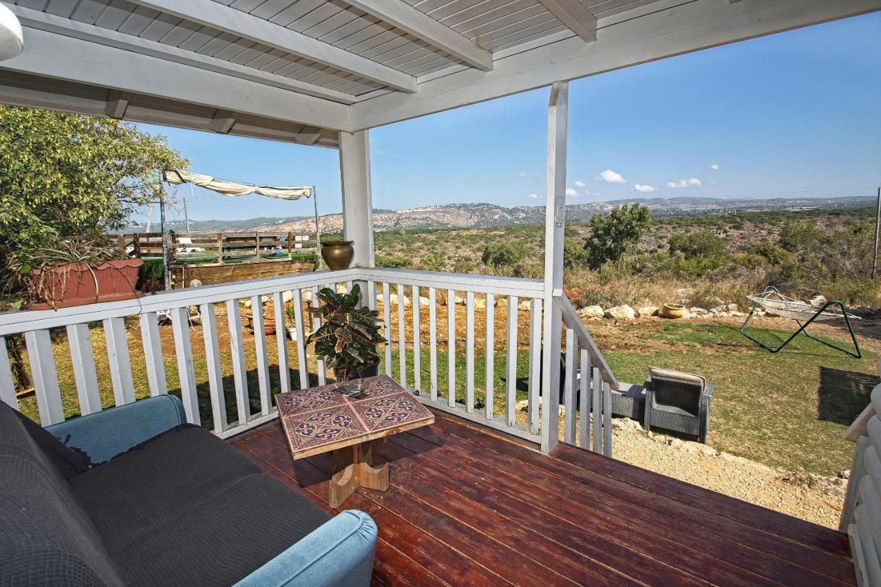 Tal Nof Cabins Villa Manot Exteriör bild