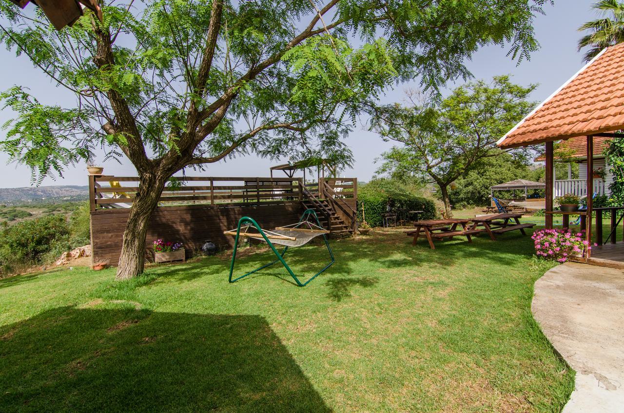 Tal Nof Cabins Villa Manot Exteriör bild